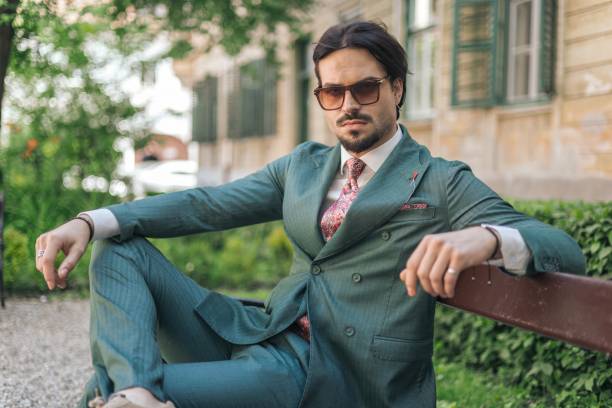 costume croisé chemise cravate look style